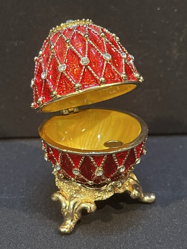 Red netting faberge egg - netting,