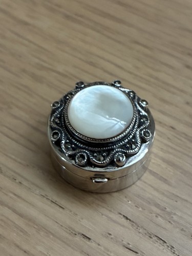 Sterling silver pill box - silver,