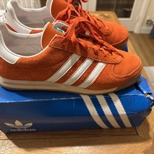 Adidas AS520 Trainers Van
