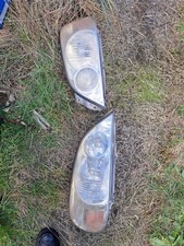 KIA SEDONA HEADLIGHTS