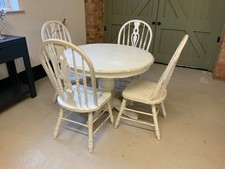 Round Kitchen Table and 4 Chairs