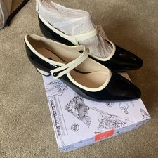 V&A Clark’s Swixties Faye