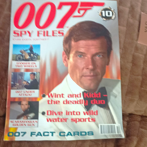 007 spy files magazine - 007, issue