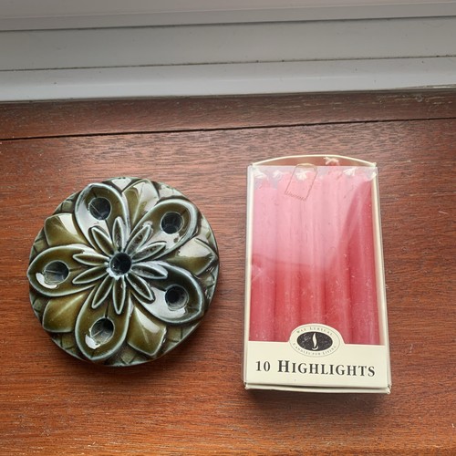 Vintage 1960s wade - wade, flower