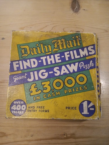 Vintage retro 1930s daily mail - daily,
