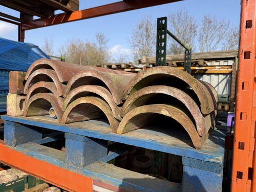 Half round ridge - half,