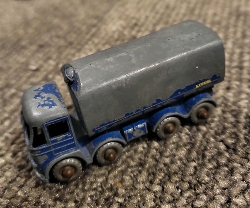 Vintage lesney matchbox 10 - ,