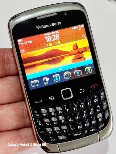 Blackberry curve 9300 - blackberry,