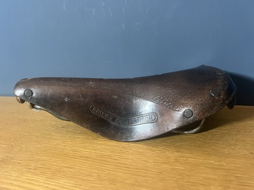 Vintage brown leather brooks - brown,