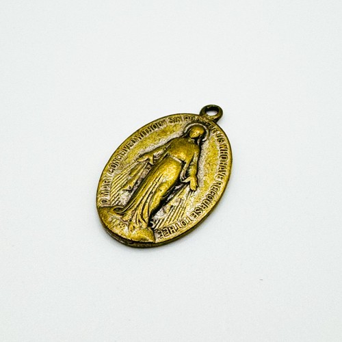 Vintage miraculous medal - vintage,