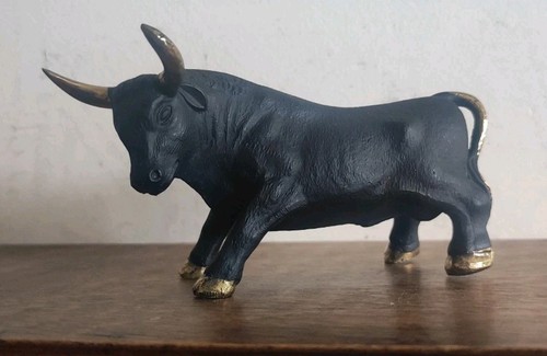 Spanish decorative bronze bull - decorative,