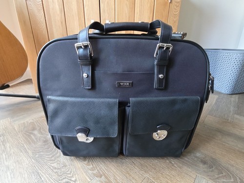 Tumi arrive black compact - tumi,