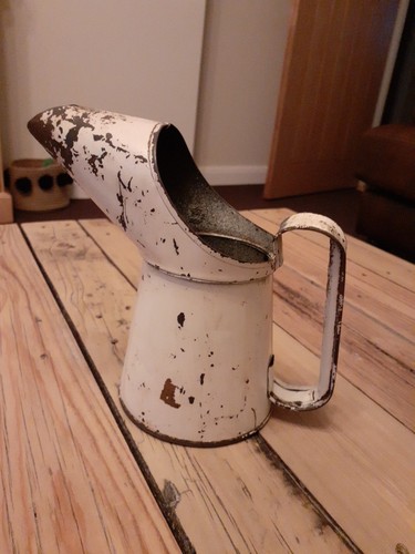 Oil pourer pint white metal - pint,