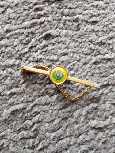 Thistle tie pin chain - thistle,