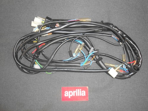 Brand new genuine aprilia - new, af1