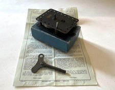 UNUSUAL MECCANO HORNBY No.1 REVERSING CLOCKWORK MOTOR - HORNBY TRANSFER 