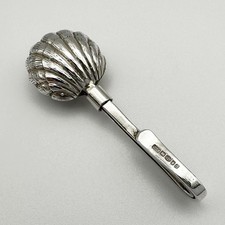 VINTAGE SHELL NAPKIN CLIP