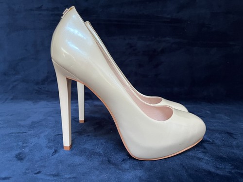 Faith champagne patent - champagne,