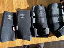Professionals Choice Black