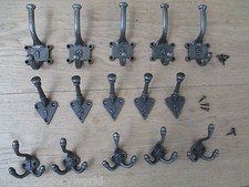 CAST IRON VINTAGE STYLE NUMBERED 1-5 SET COAT HOOKS SCHOOL COATHOOKS RACK BOARD 