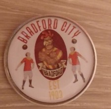 RETRO BRADFORD CITY FC PIN