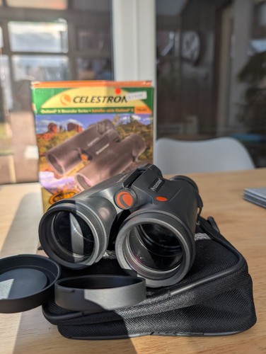 Celestron outland 10x42 - celestron,