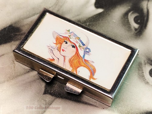 Red haired lady-5cm-vintage