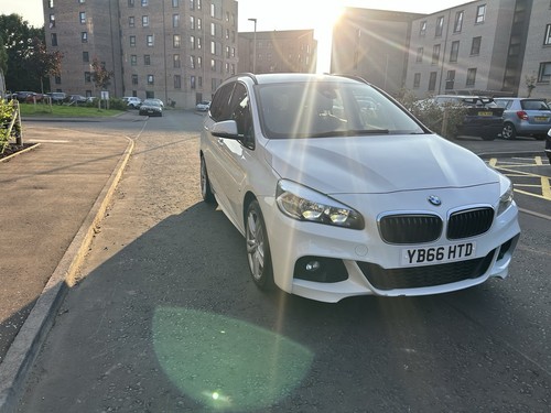 Bmw 218d series sport - 2,
