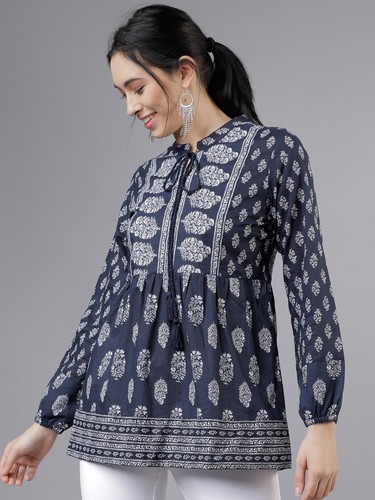 Indian women blue white - women,