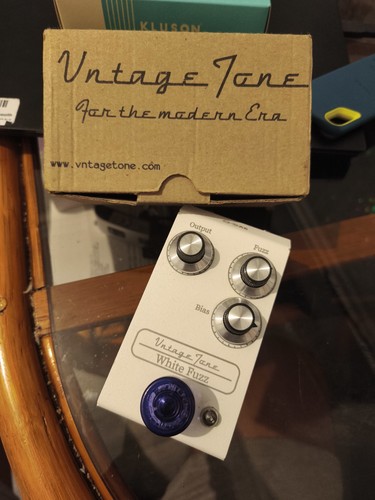 Boutique fuzz pedal vntage - boutique,