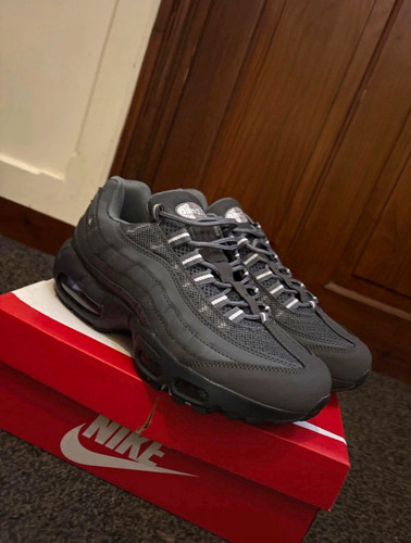 Brand new nike - nike, air