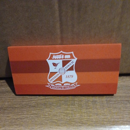 Swindon town football - swindon,
