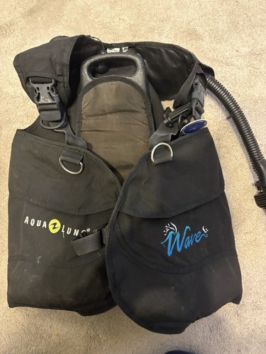 Aqualung waves scuba diving - aqualung,