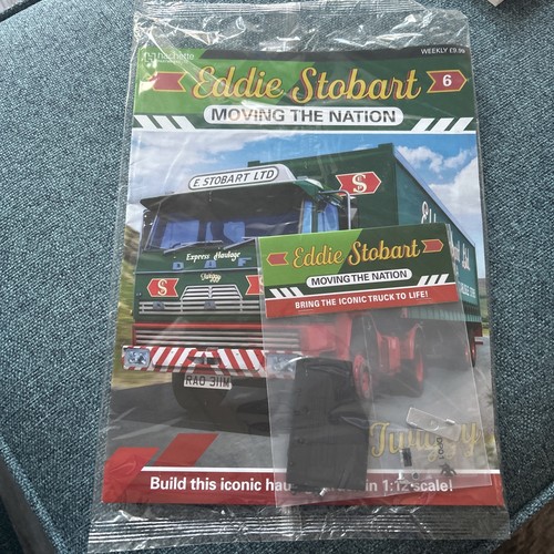 New retro hachette - new,