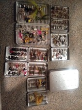 200 Vintage Flies In Perrine Cases