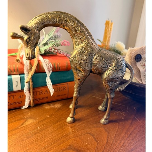 Vintage solid brass - solid, giraffe