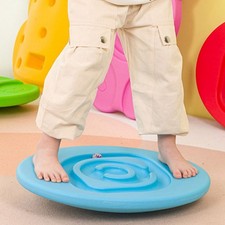 Kid rocking snail balance - rocking,