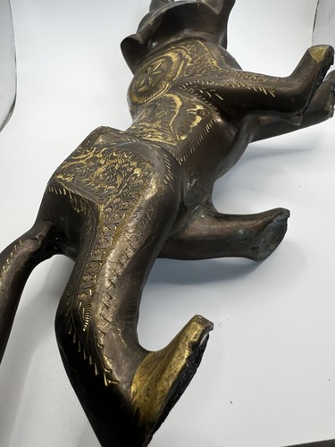 Antique bronze tiger feline - bronze,