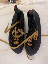 Boreal Diablo climbing shoes UK size 9.5 mens.