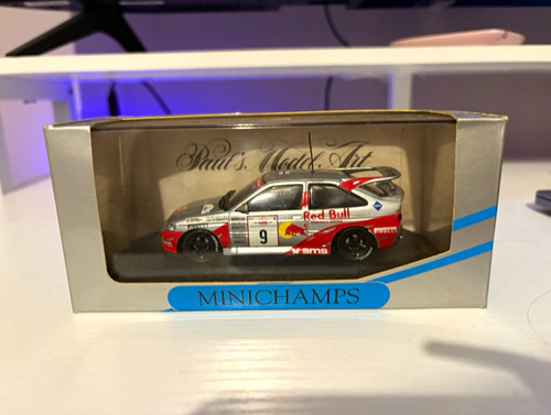 Minichamps paul model art - minichamps,