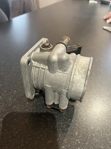 Ford escort 1600i throttle - ford,
