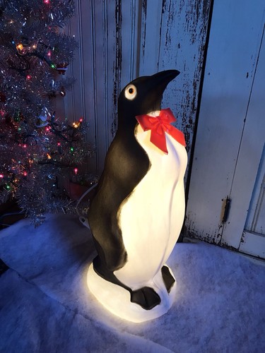 Blow mold penguin with - red, bow