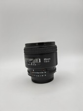 Nikon AF Nikkor 85mm F/1.8 D