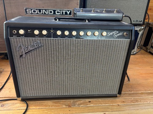 Fender super sonic - 22, valve