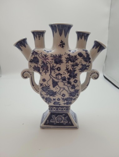 Blue and white - blue,