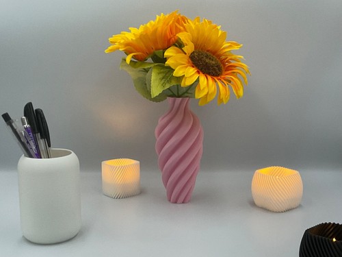 Vase ribbed flower - ribbed,