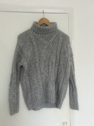 Women grey cable - women’s,