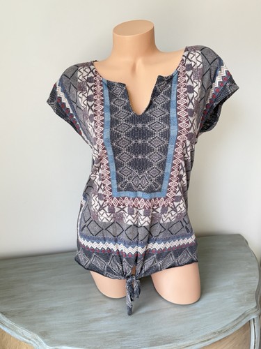 Lucky brand boho - v, neck