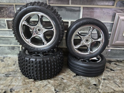 New traxxas bandit - new, front