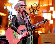 A fantastic 10x8 Autographed Photo of Miranda Lambert & CoA